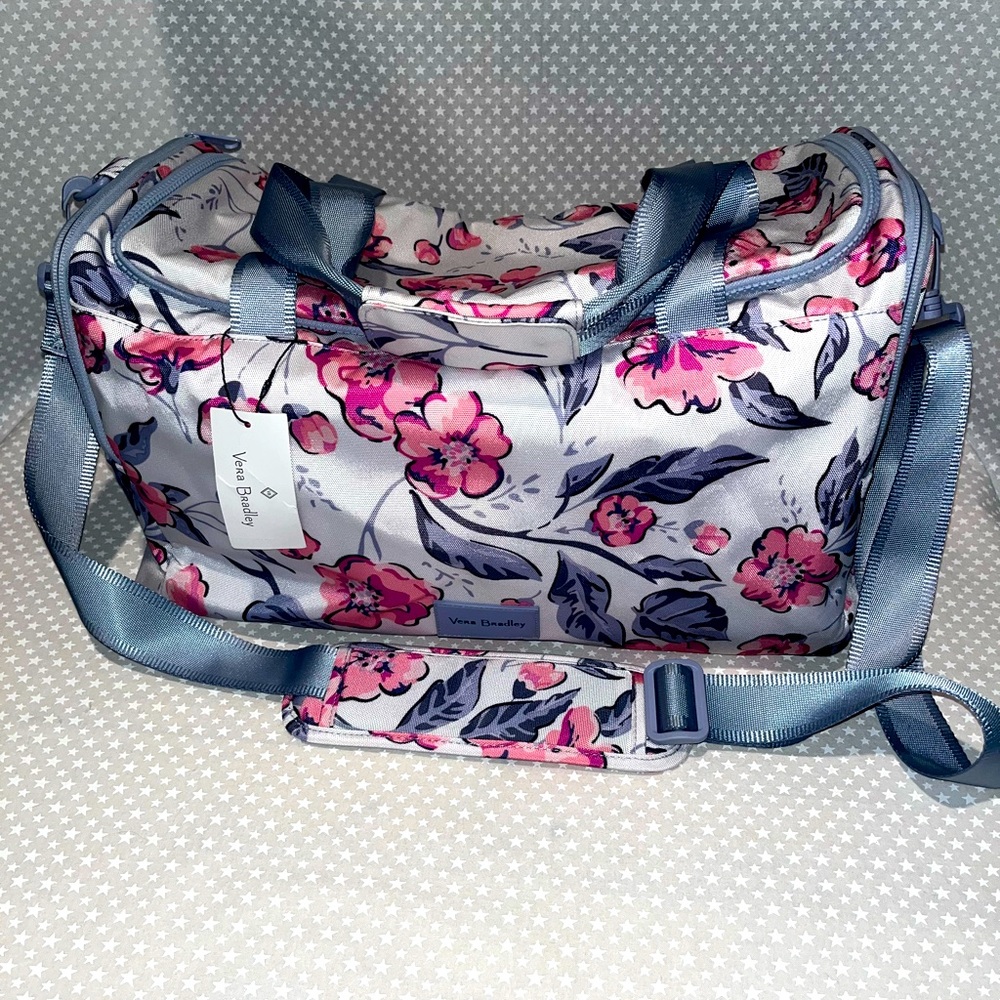 NWT - Vera Bradley - ReActive Small Gym Bag- Hummingbird Blooms - Picture 2 of 5